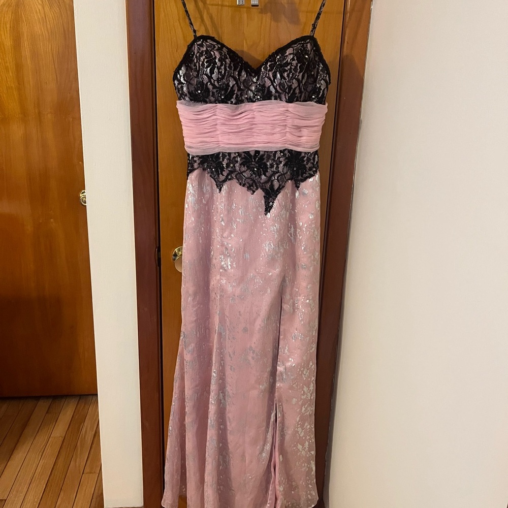 Chic Pink and Black Lace Prom Dress